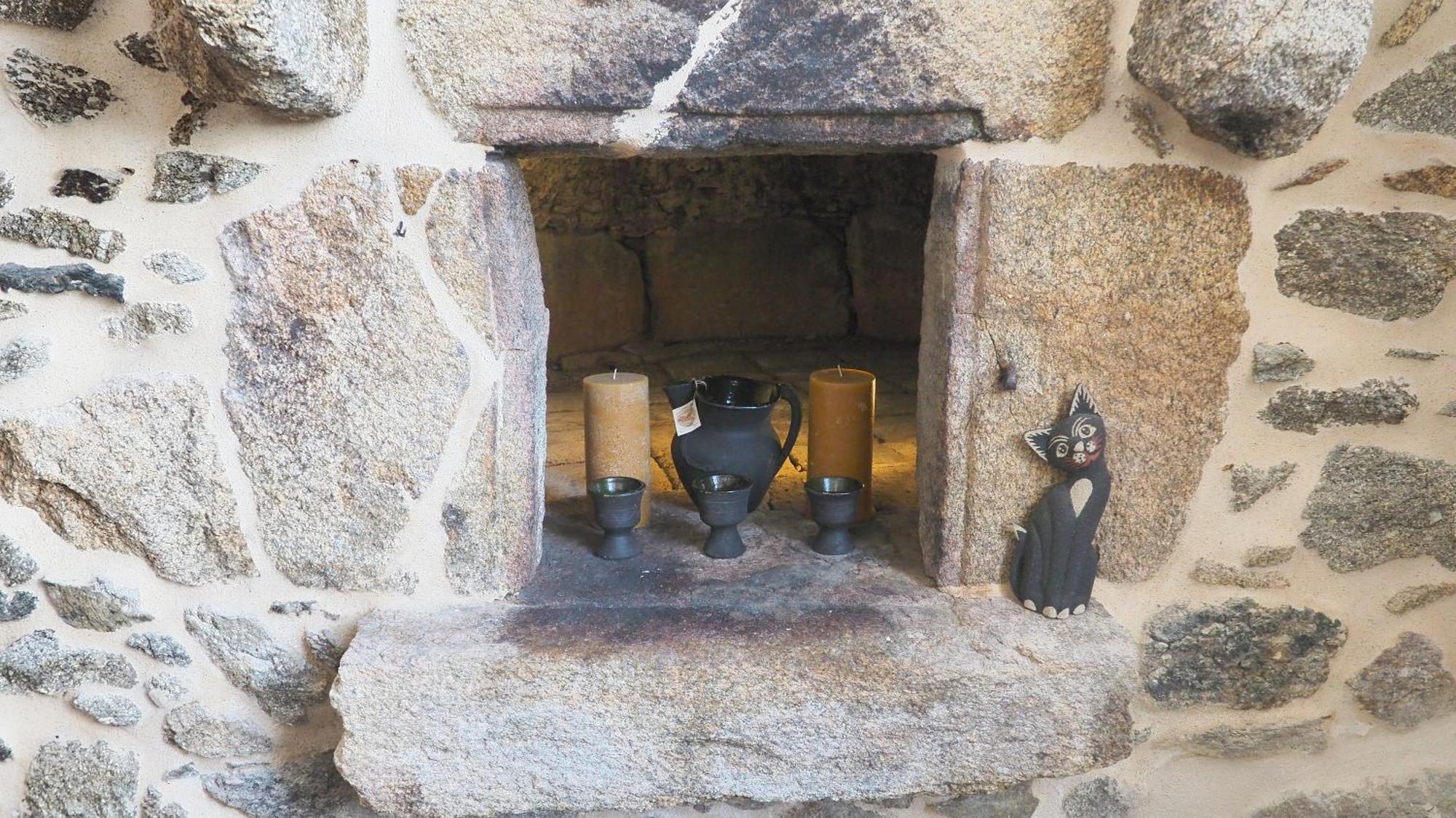 Apartamentos Muralla Sacra Sober Esterno foto