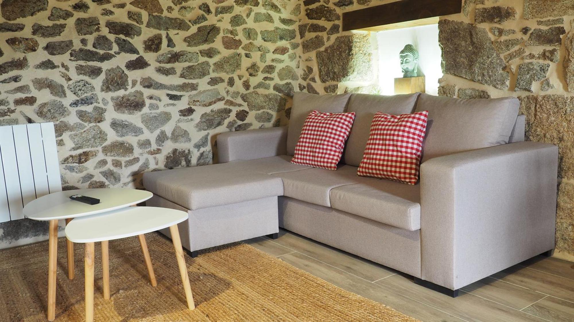 Apartamentos Muralla Sacra Sober Esterno foto