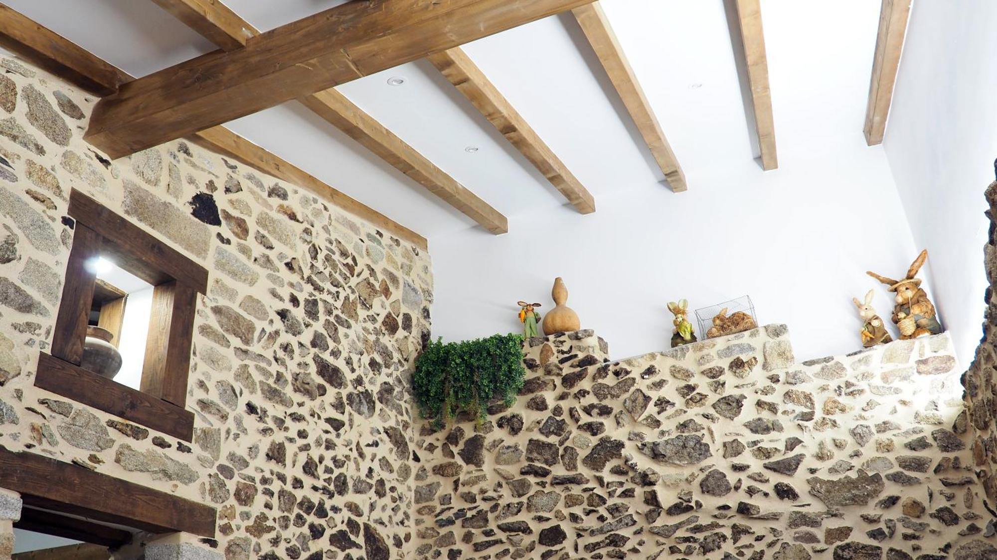 Apartamentos Muralla Sacra Sober Esterno foto