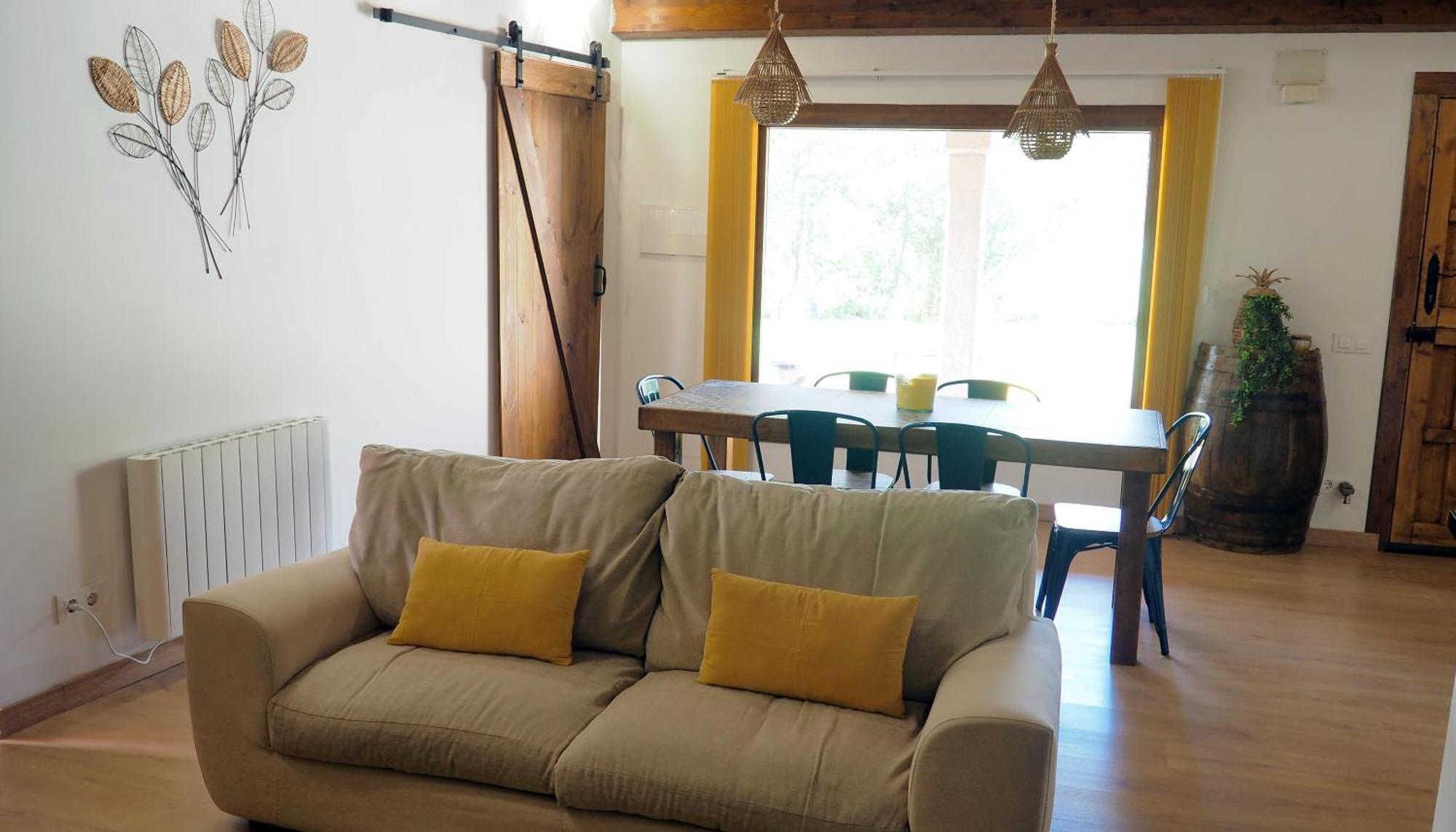 Apartamentos Muralla Sacra Sober Esterno foto