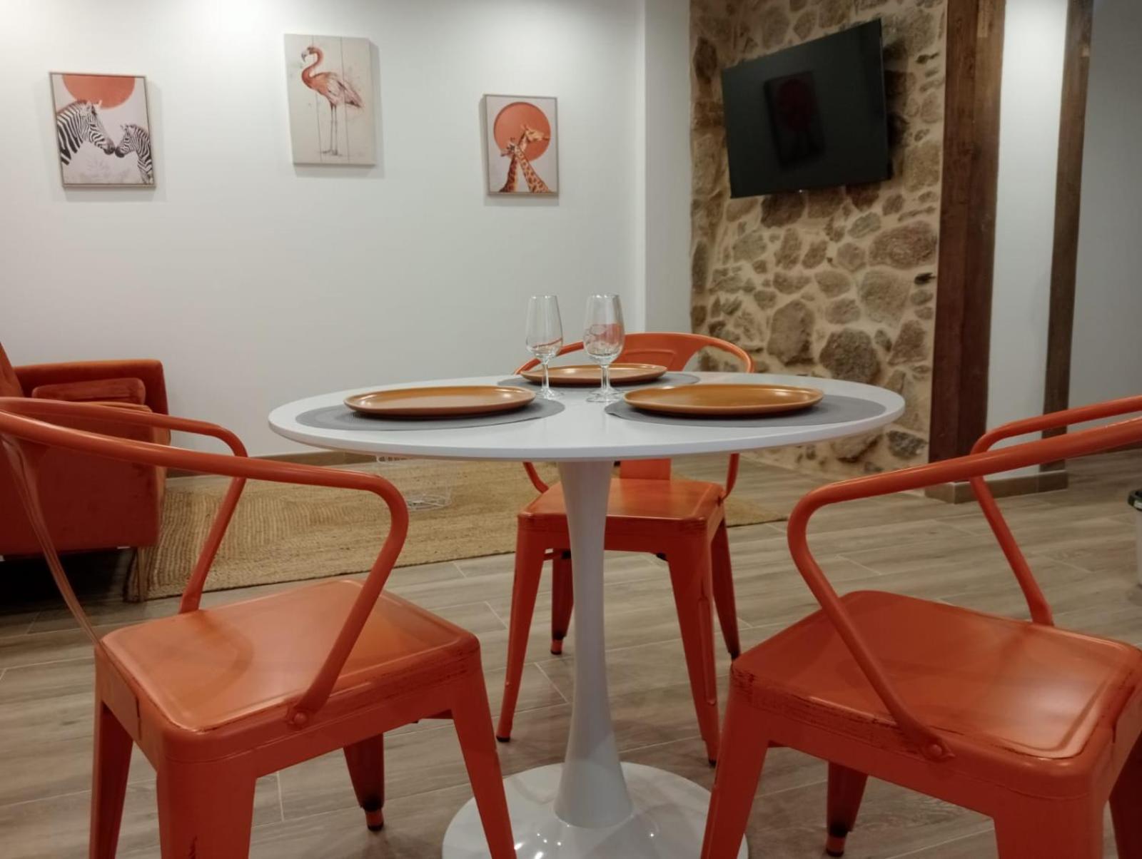 Apartamentos Muralla Sacra Sober Esterno foto